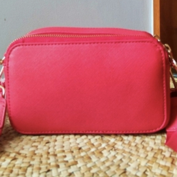 Valentino Hot Pink And Gold Studded Crossbody Camera Bag - Picture 2 of 4